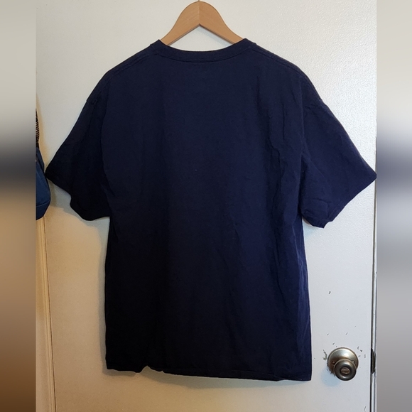 Captain America New York Yankees Graphic T-Shirt - Picture 4 of 4